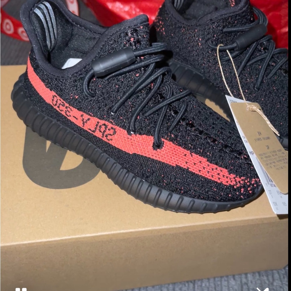 Yeezy Boost 350 V2 Core Black /Red Sneakers Size 10 Kids
